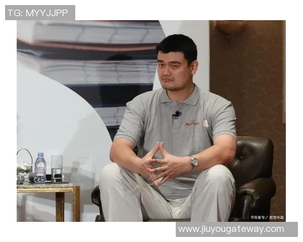 姚明反身之战：重塑传奇的篮球之路与不屈精神的完美交融