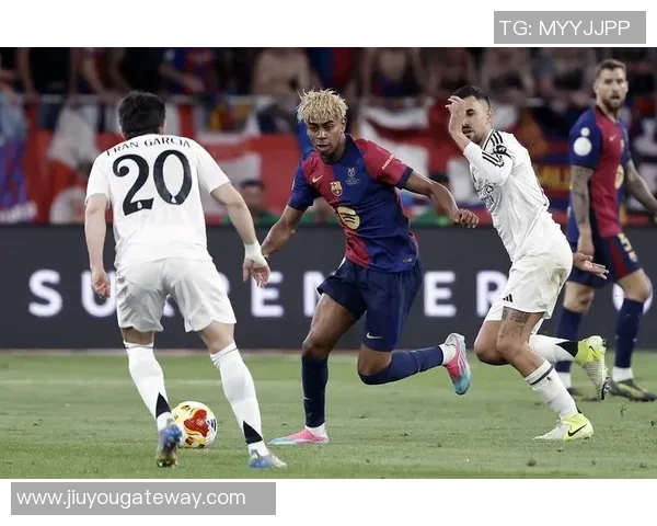 欧联杯精彩瞬间巴萨5-0横扫里昂十大进球回顾引爆全场