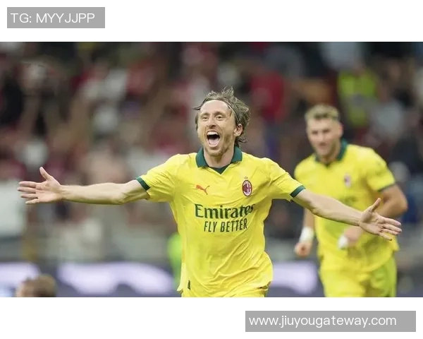 友谊赛精彩回顾:里昂大胜AC米兰点球大战引发全场热烈反响 友谊赛精彩回顾:里昂大胜AC米兰点球大战引发全场热烈反响