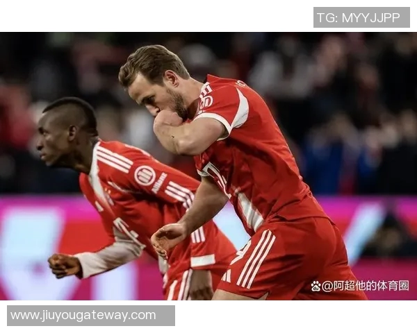 德甲惊天逆转AC米兰6比2战胜拜仁成历史冷门引发全场狂欢