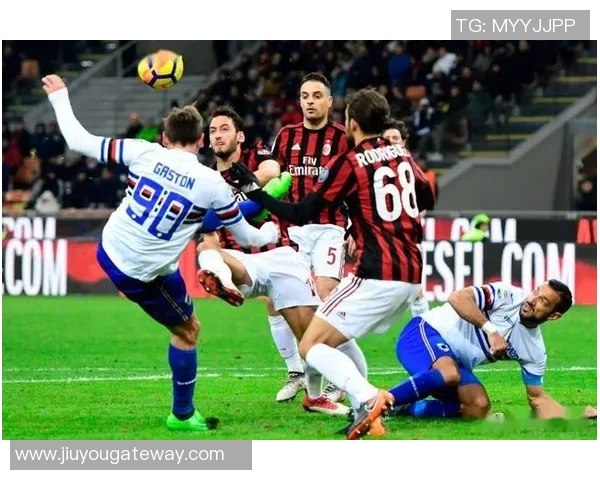 友谊赛精彩回顾：多特蒙德逆转AC米兰神扑瞬间引发全场热潮